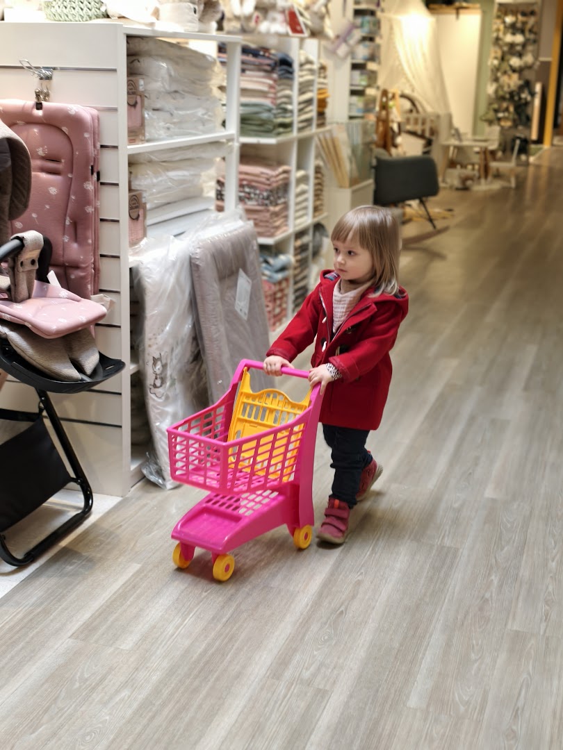 Geschützt: XXXLutz mit Luise und Gitti