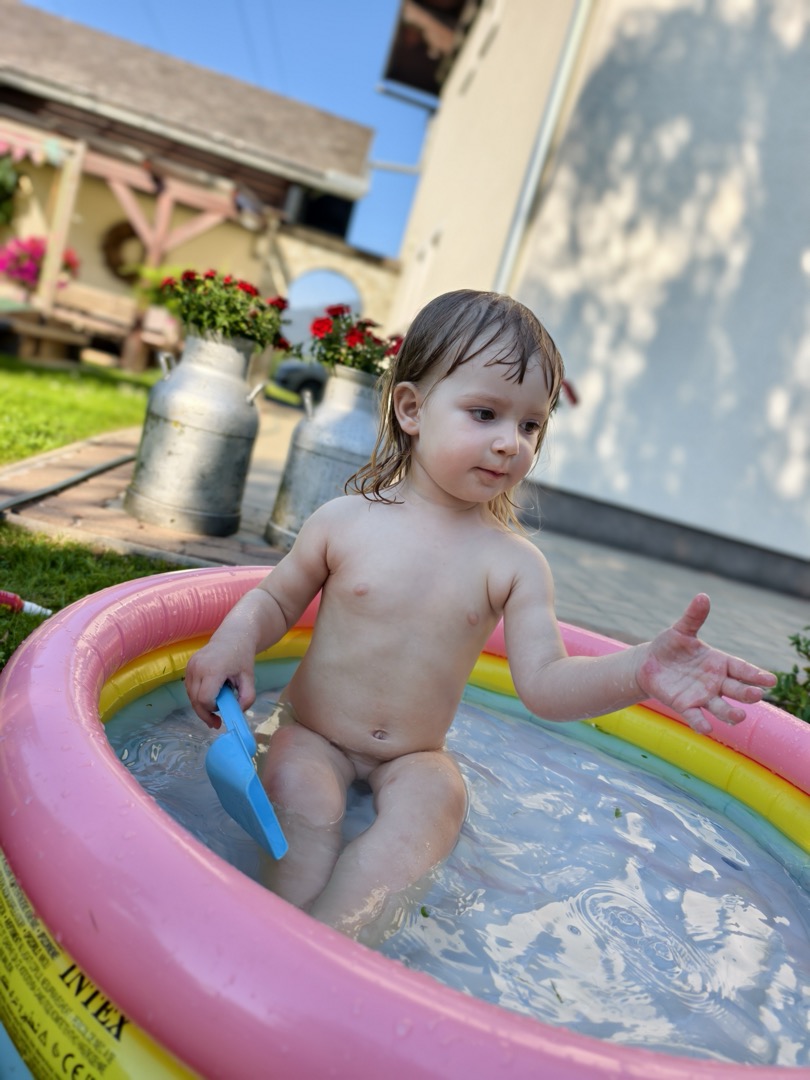 Protected: Luise Spielen im Garten
